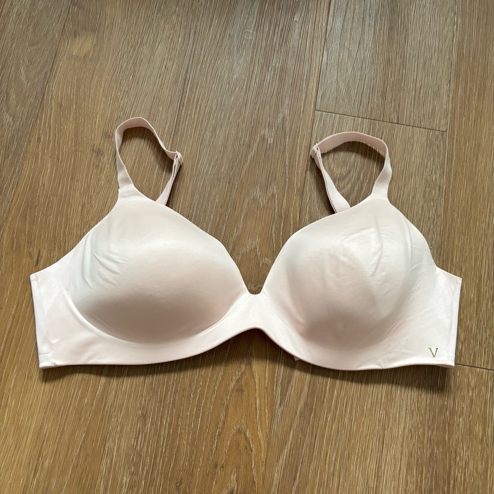 Victoria's Secret Light Pink Lined Semi Demi Wireless Bra Size 34DD